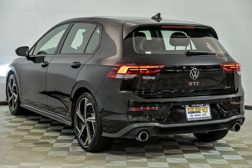 Certified Used 2025 Black Volkswagen 2.0T SE image 6