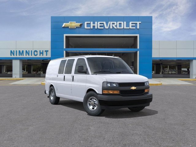 2025 Chevrolet Express Cargo WT