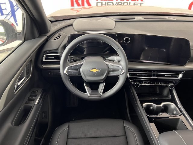 2027 Chevrolet Traverse LT - Photo 13