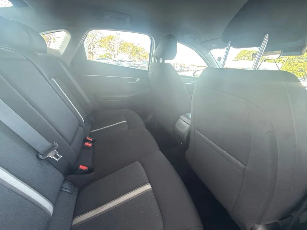 Used 2025 Blue Hyundai SEL image 37