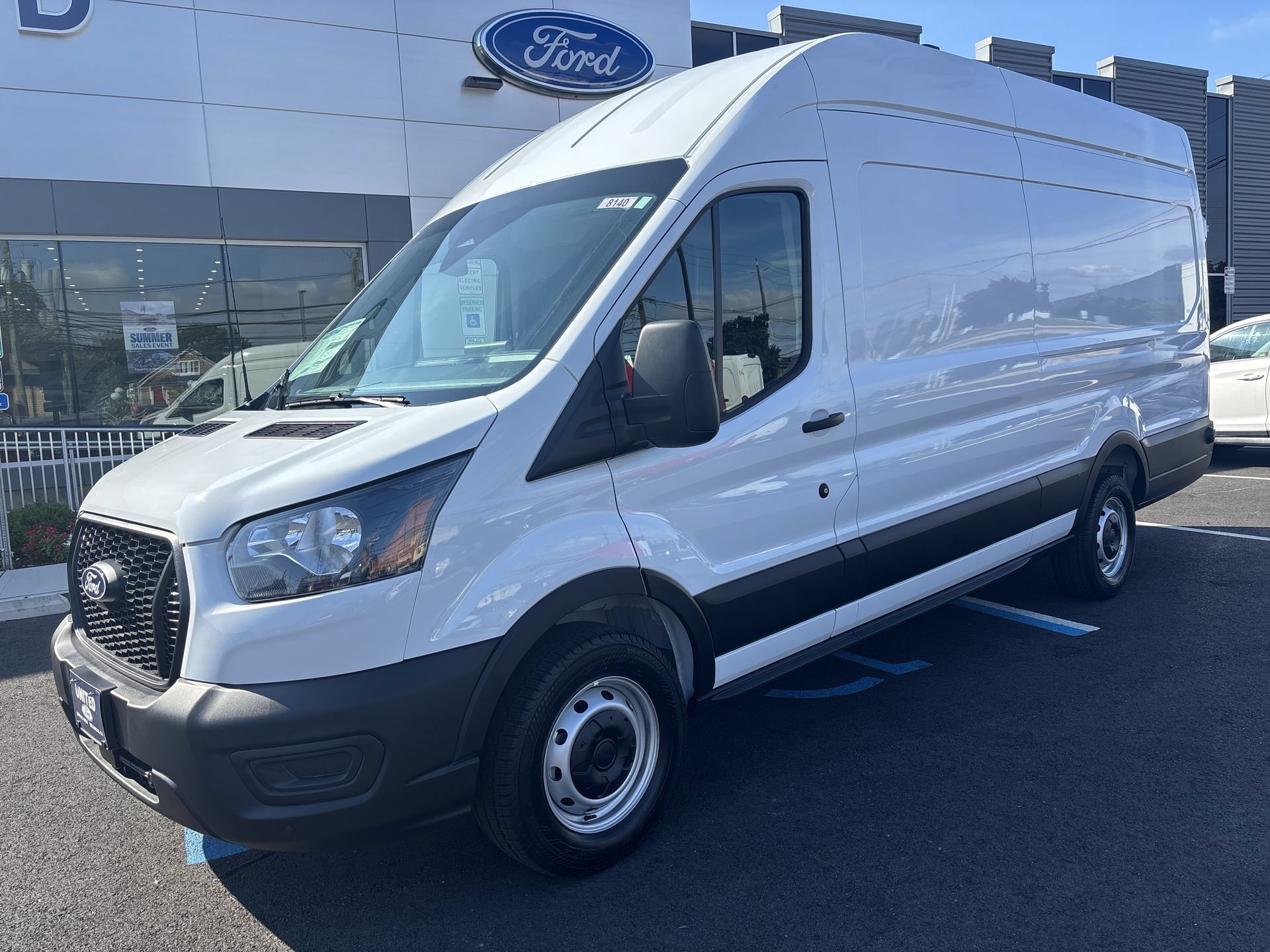 New 2026 Oxford White Ford Cargo Van image 32