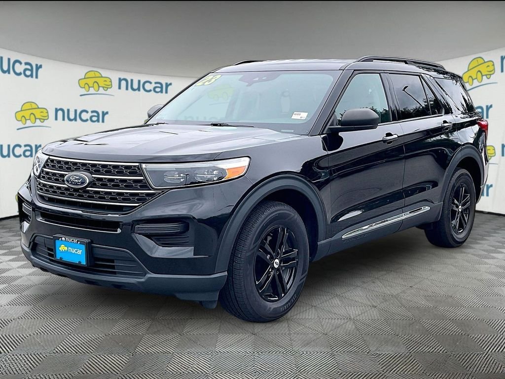Used 2023 Agate Black Metallic Ford XLT image 3
