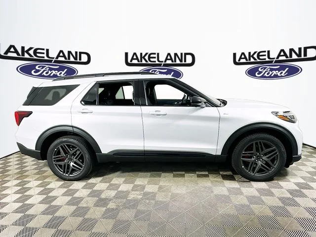 New 2026 Ford Explorer ST-Line