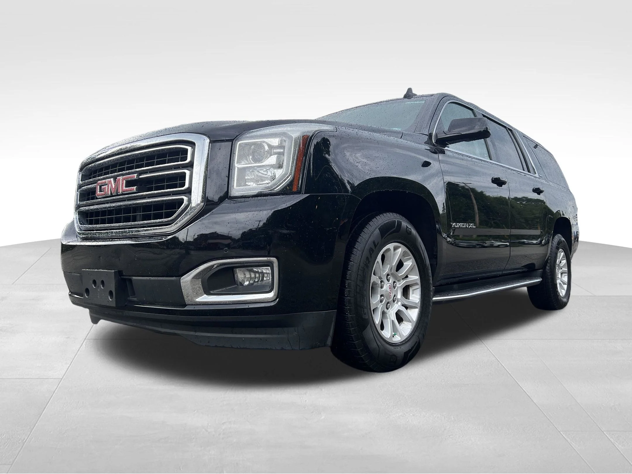 Used 2020 Black GMC SLT image 11