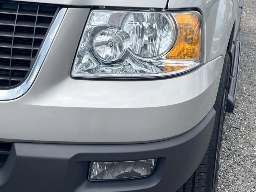 Used 2005  Ford XLT image 13