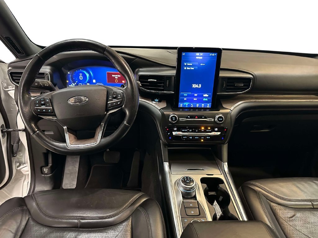 Used 2020 White Ford Platinum image 20