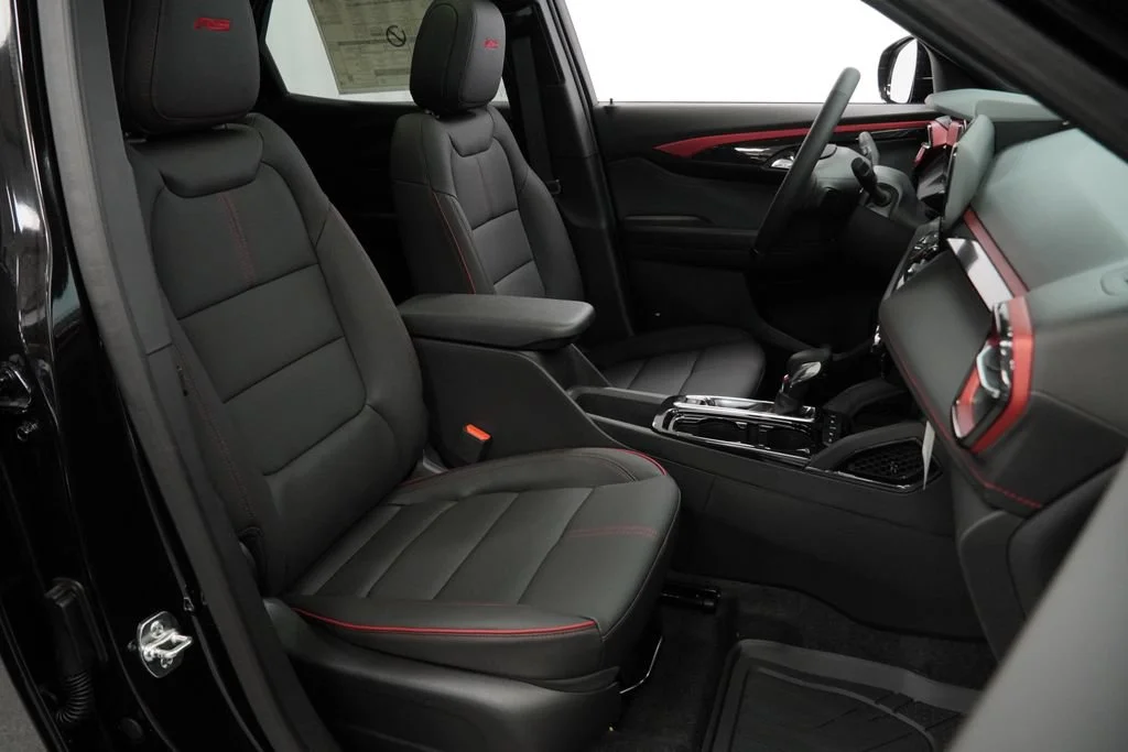 New 2026 Mosaic Black Metallic Chevrolet RS image 28