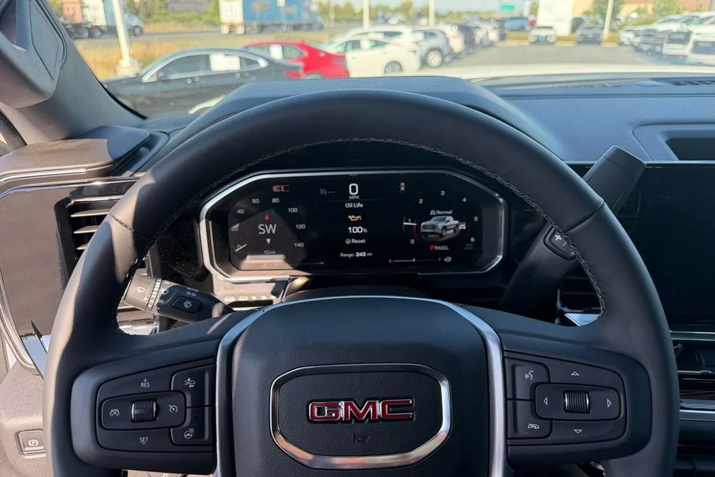 New 2026 Summit White GMC SLE image 18