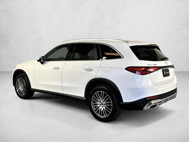 New 2027 Polar White Mercedes-Benz GLC 300 image 37