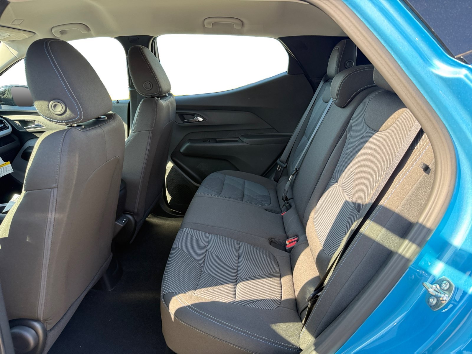2027 Chevrolet Bolt LT - Photo 16