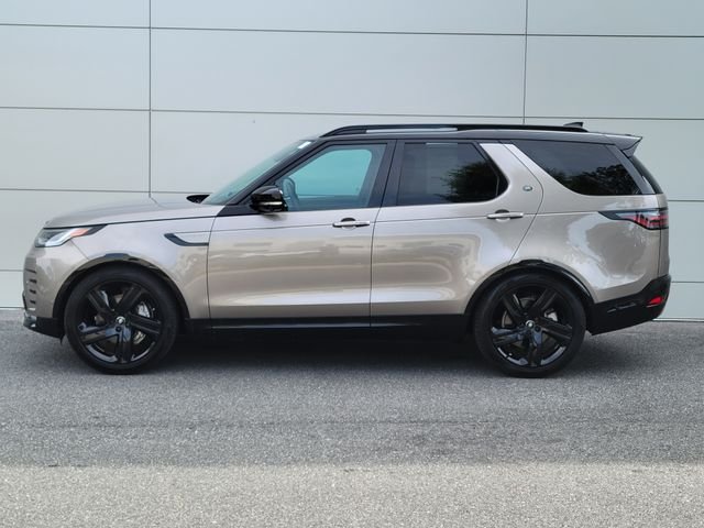 Used 2025 Bronze Land Rover Dynamic SE image 2