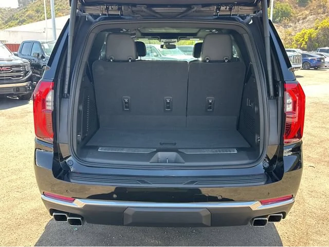 2026 GMC Yukon Denali - Photo 31