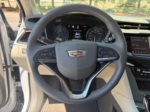 Used 2024 White Cadillac Premium Luxury image 13