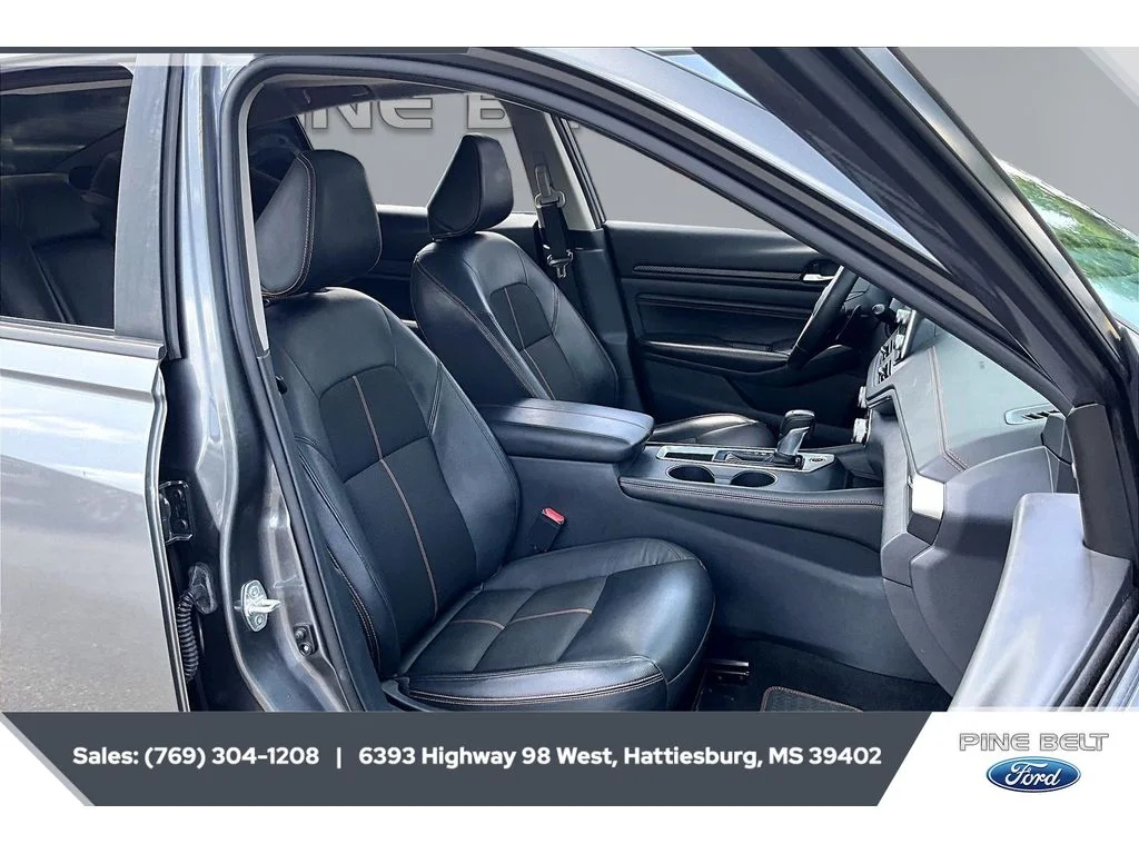 Used 2022 Gun Metallic Nissan 2.5 SR image 6