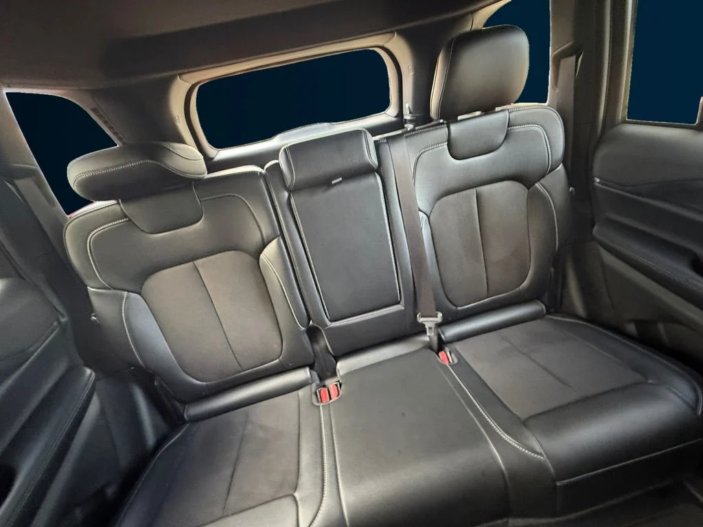 Used 2023 Gray Jeep Altitude X image 18