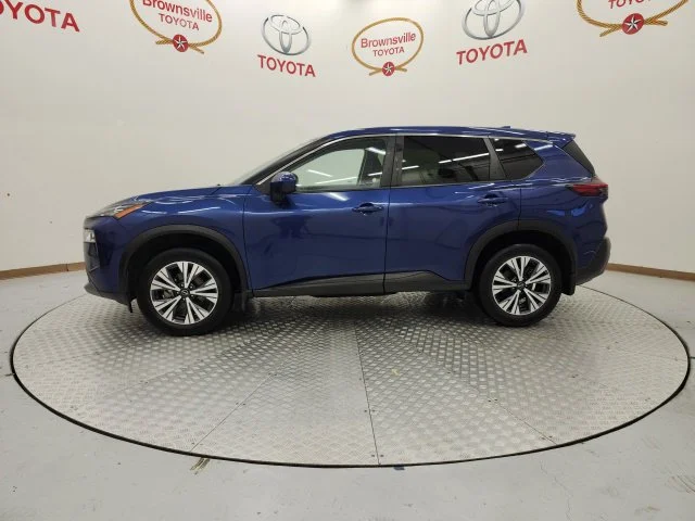 Used 2023 Blue Nissan SV image 5