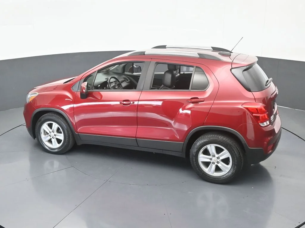 Used 2021 Crimson Metallic Chevrolet LT image 45