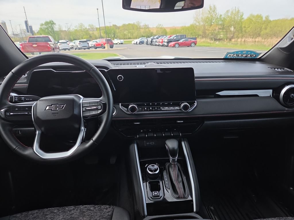 Used 2024 White Chevrolet Z71 image 11
