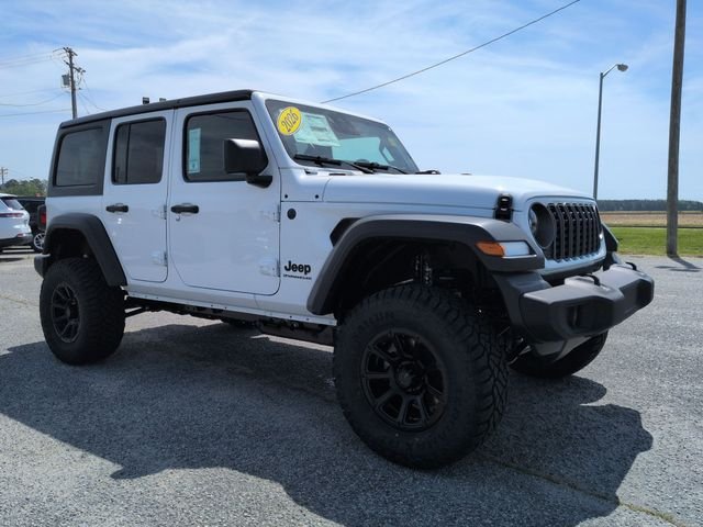 New 2026 Bright White Clear-Coat Exterior Paint Jeep Sport S image 7