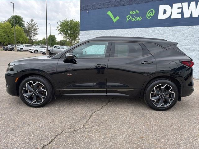 Used 2019 Black Chevrolet RS image 2