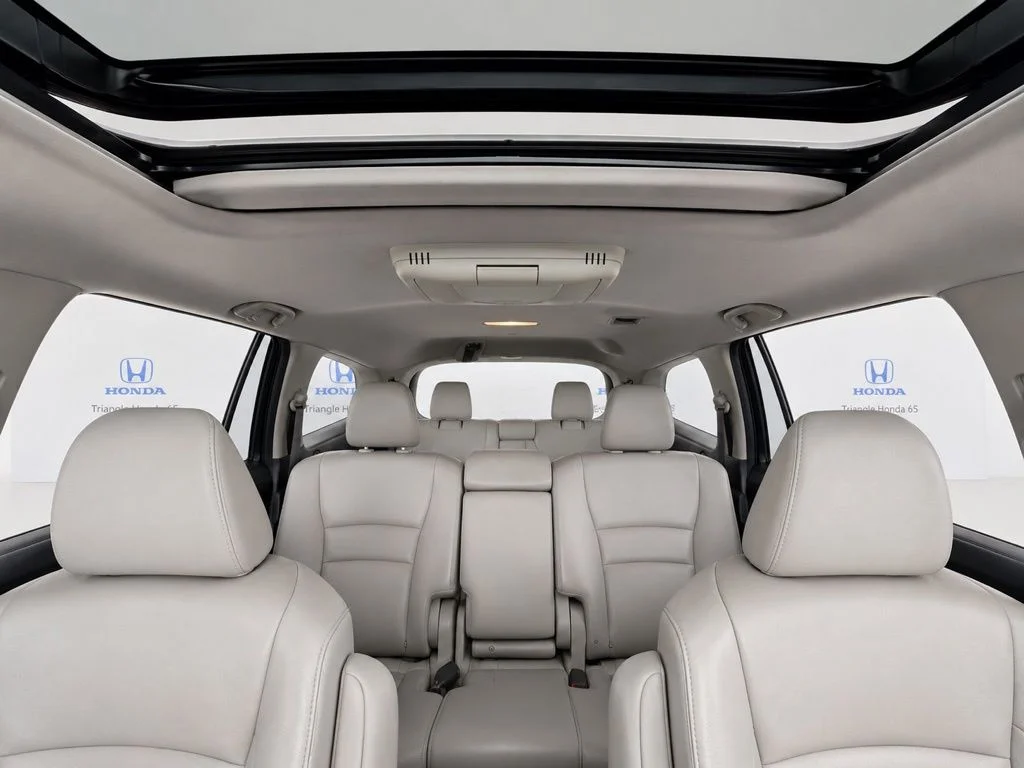 Used 2016 Silver Honda EX-L image 9