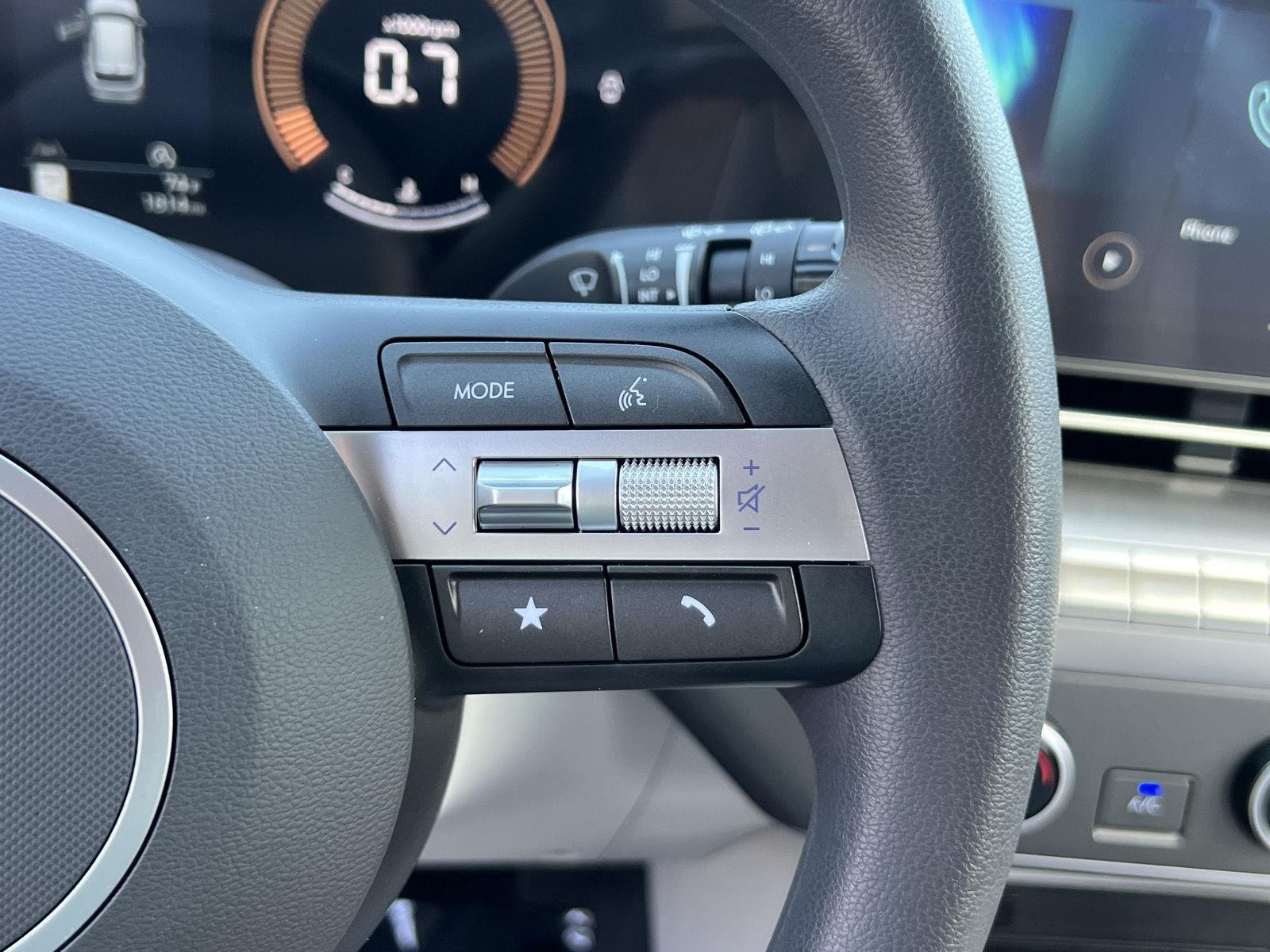 2026 Hyundai Kona SE - Photo 33