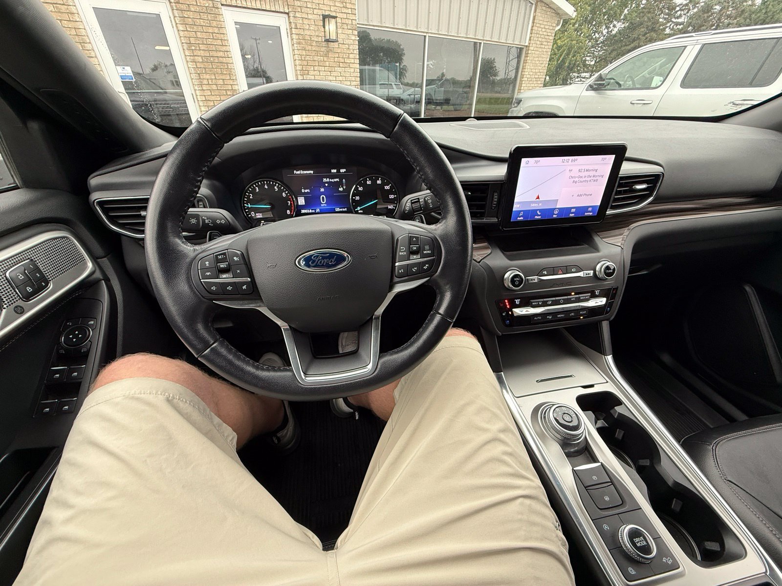 Certified Used 2020 Black Metallic Ford Limited image 21