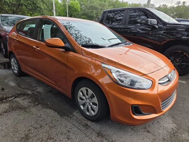 Used 2017 Orange Hyundai SE image 2