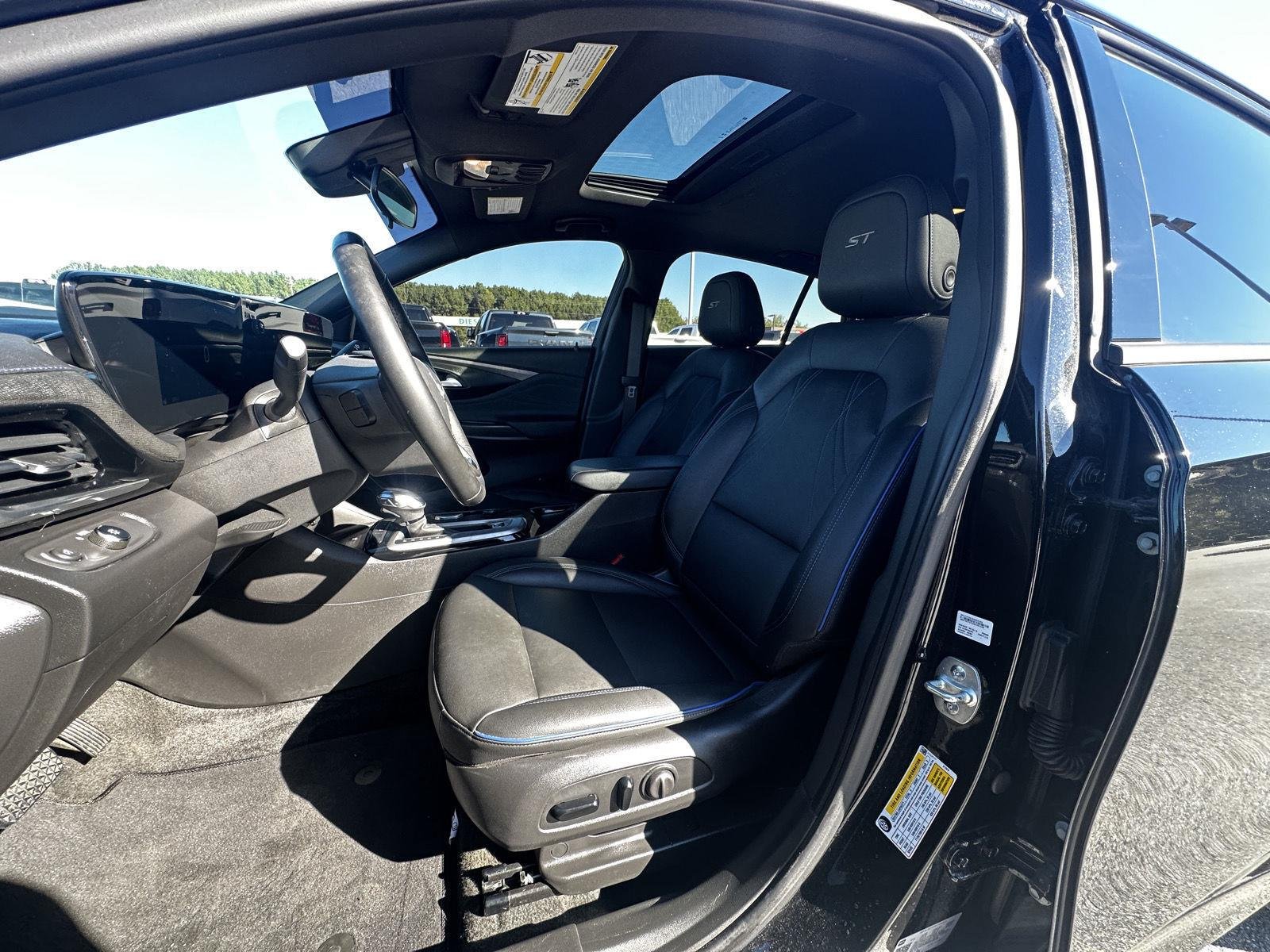 Used 2024 Ebony Twilight Metallic Buick Sport Touring image 2