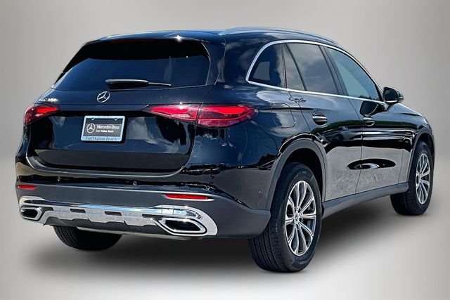 Used 2024 Black Mercedes-Benz GLC 300 image 5