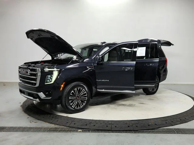 Used 2026 Silver GMC Elevation image 12