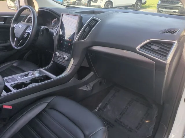 Used 2024 White Ford SEL image 35