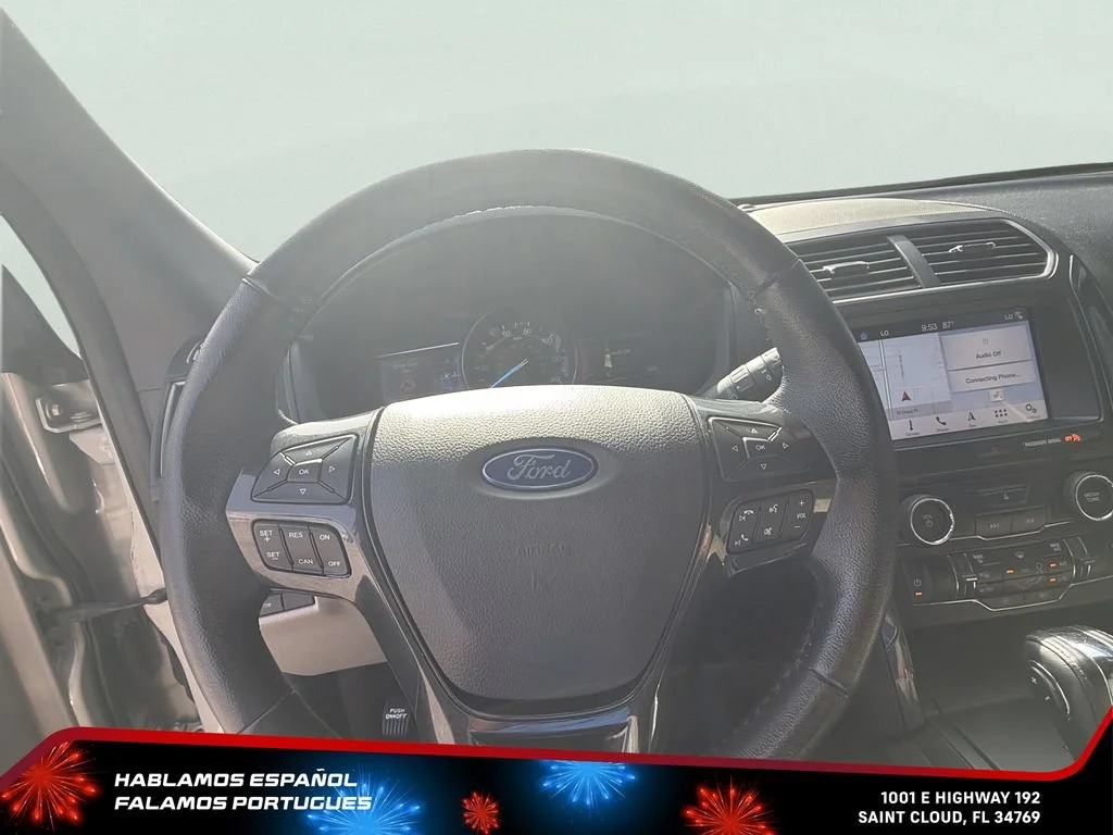 Used 2018 Beige Ford XLT image 16