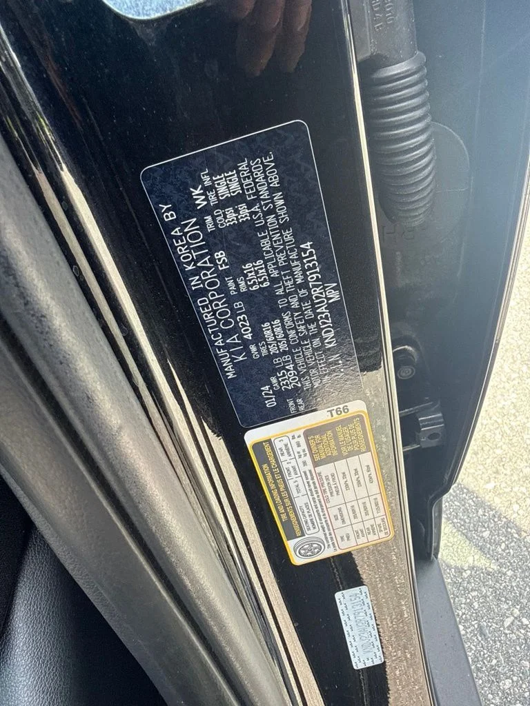 Used 2024 Black Kia LX image 26