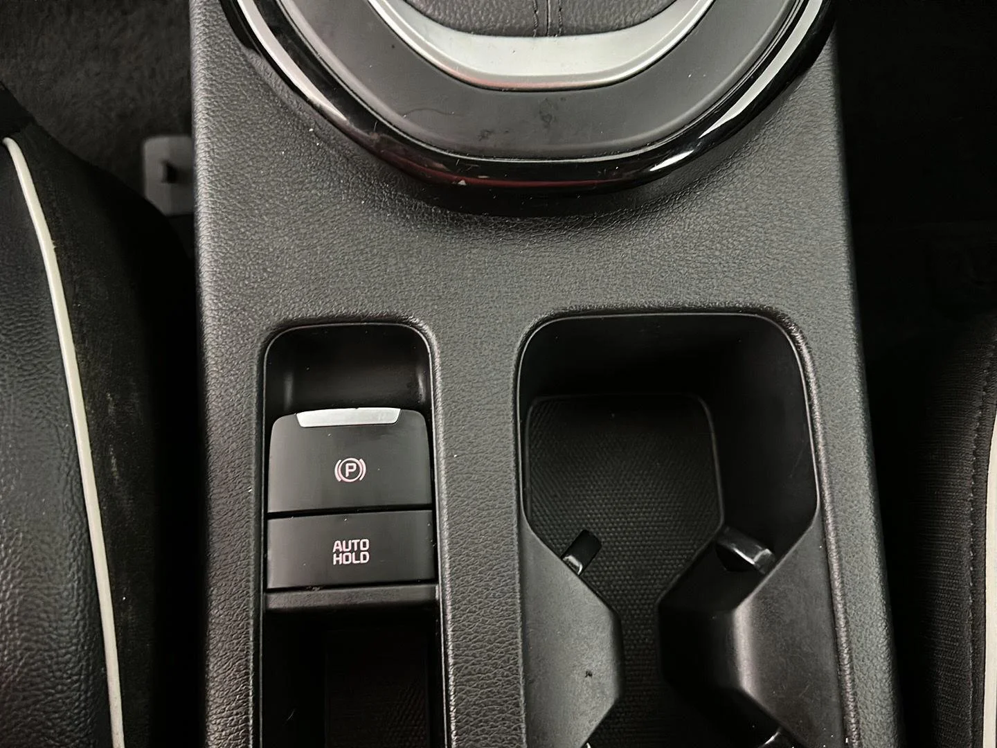 Used 2023 Gravity Gray Kia GT-Line image 37