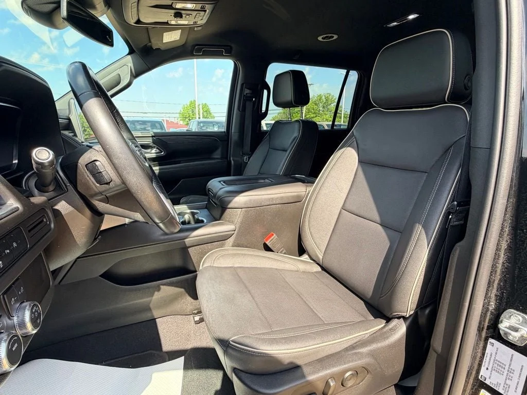 Used 2023 Onyx Black GMC SLT image 9