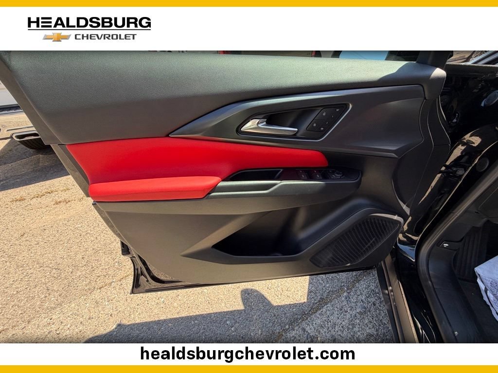 2026 Chevrolet Equinox EV RS - Photo 11
