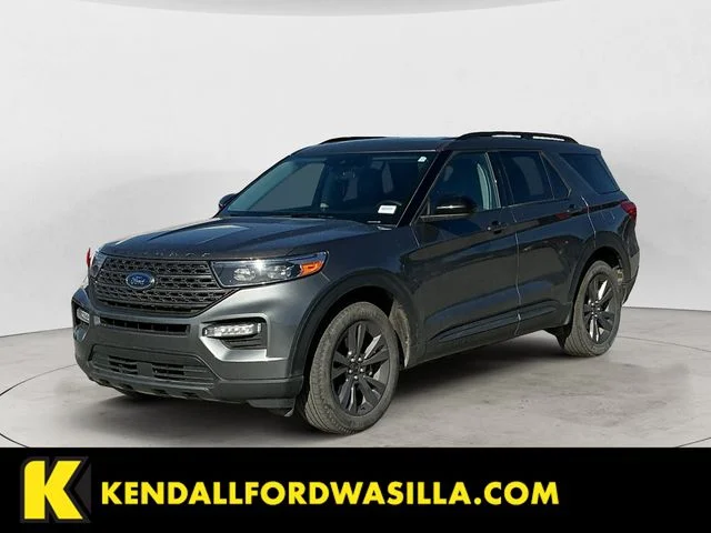 2023 Ford Explorer XLT 4WD's photo