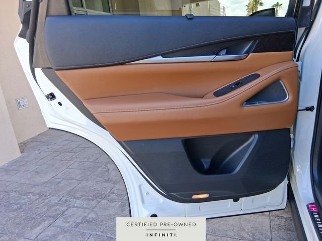 Used 2025 Black INFINITI Autograph image 21