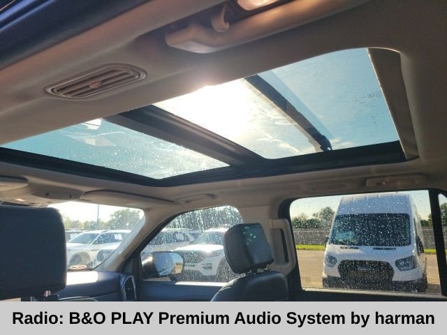 2018 Ford Expedition Platinum photo 4