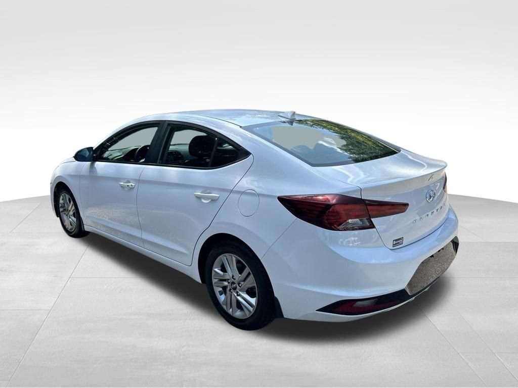 Used 2020 White Hyundai Value Edition image 3