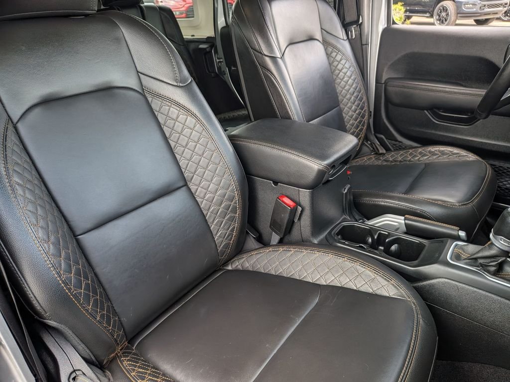 Used 2021 Silver Jeep Unlimited Sahara 4xe image 31