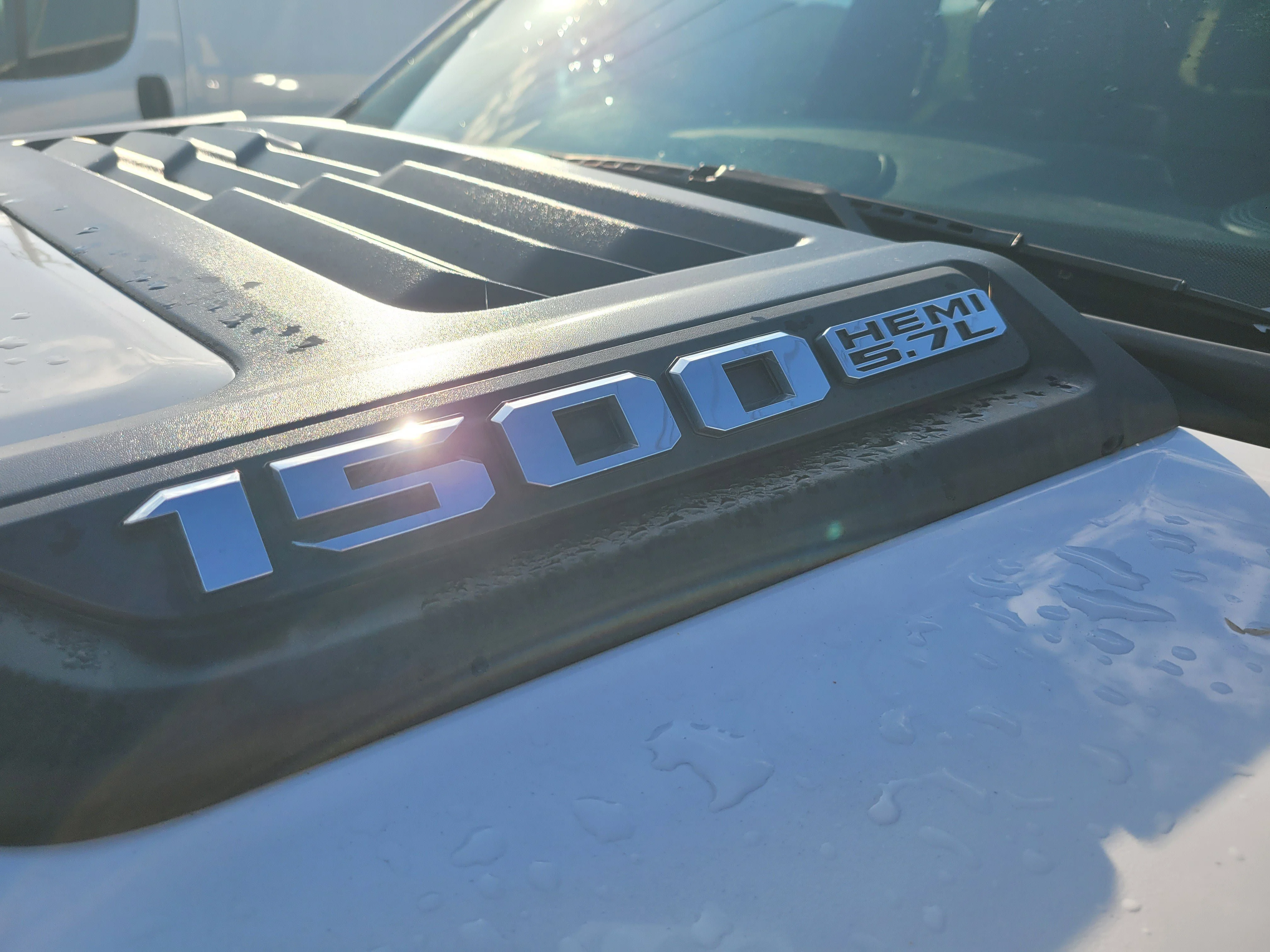 Used 2022 Bright White Clearcoat Ram Laramie image 9