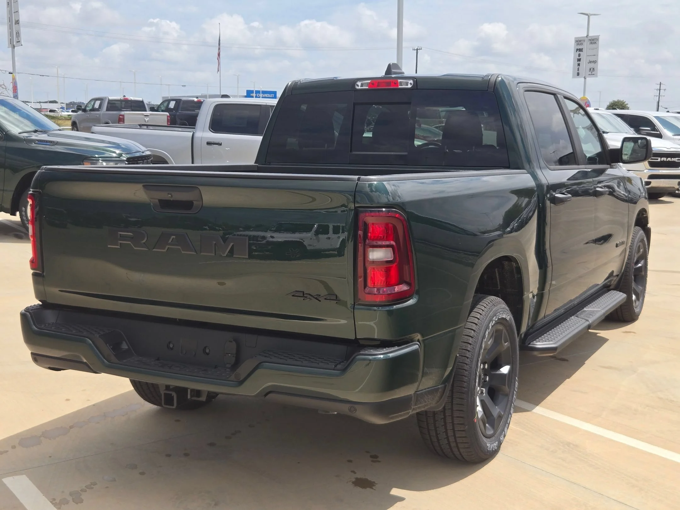 New 2026 Serrano Green Metallic RAM Black Express image 3
