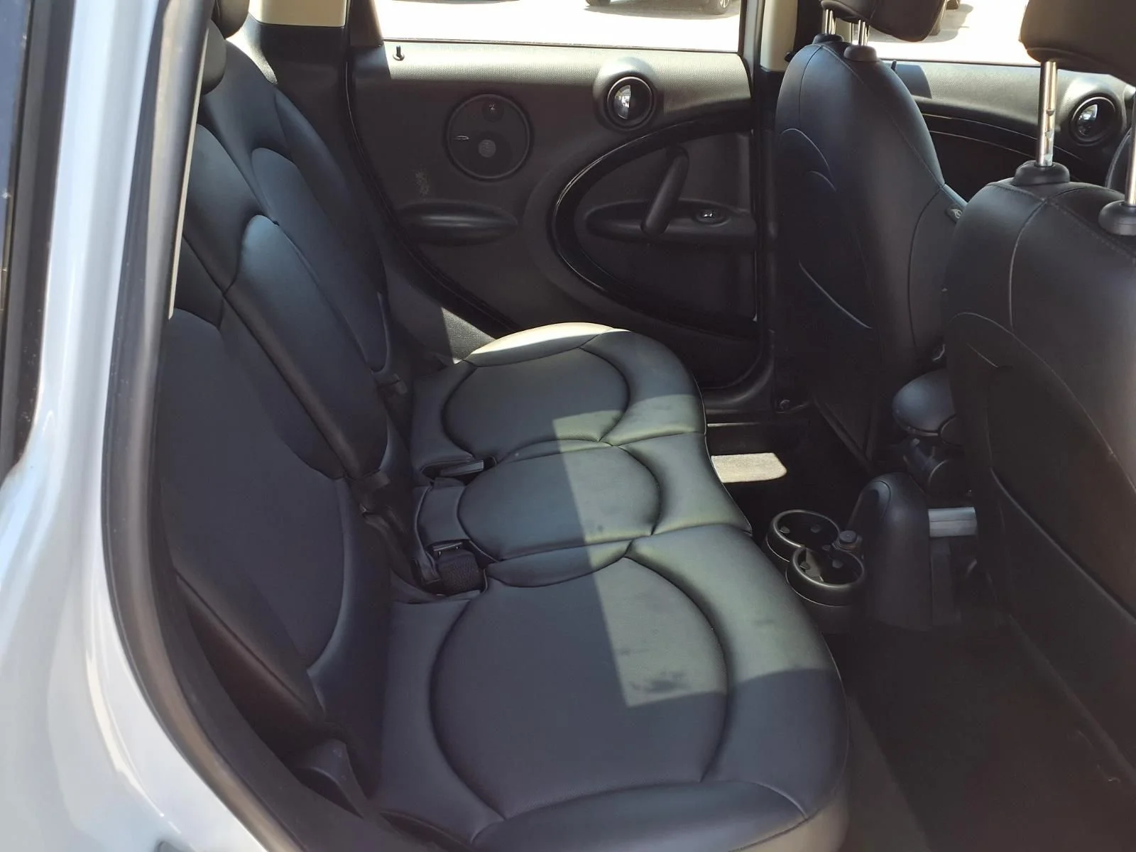 Used 2016 White MINI Base image 22