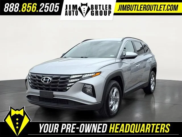 Used 2024  Hyundai SEL image 1