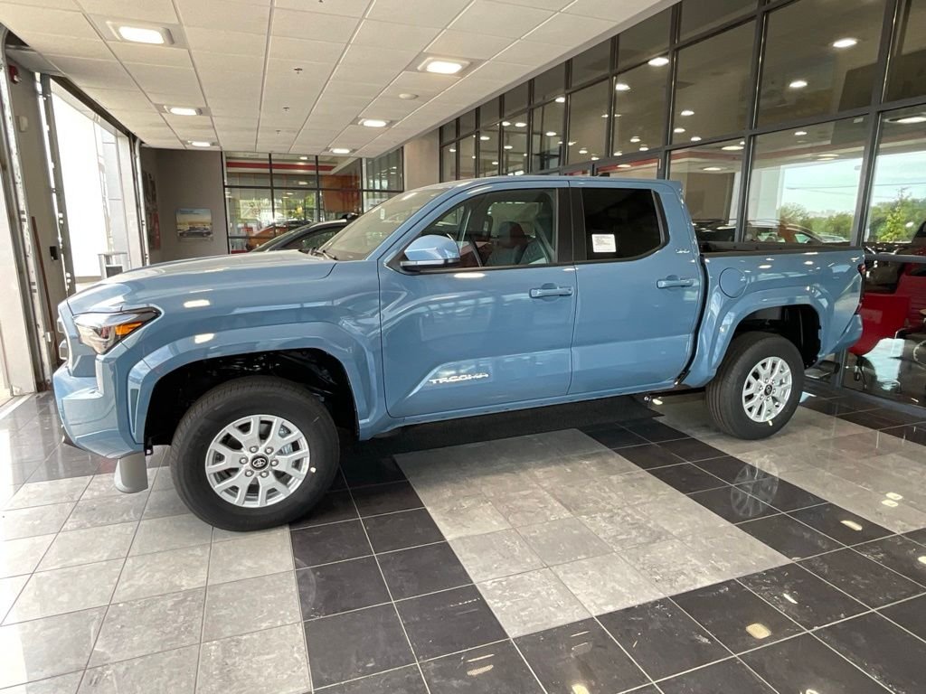New 2026 Blue Toyota SR5 image 3