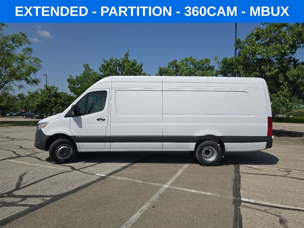 New 2026 Arctic White Mercedes-Benz Cargo 170 WB image 10