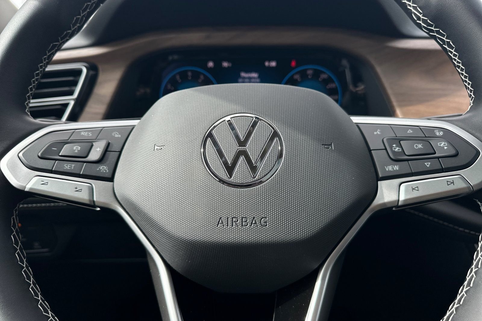 New 2026 Pure Gray Volkswagen SE w/Technology image 24