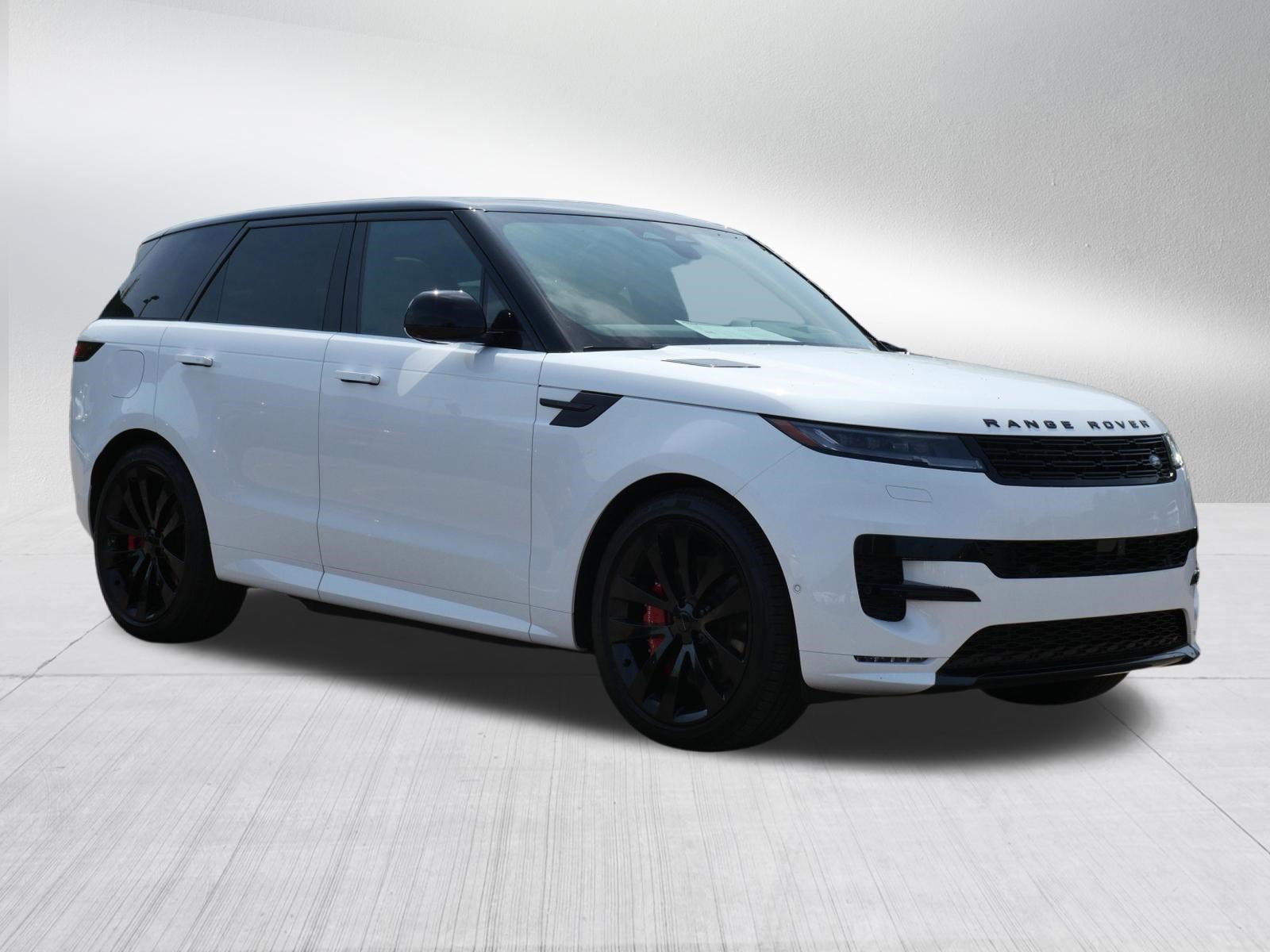 Used 2026 Ostuni Pearl White Premium Metallic Land Rover Autobiography image 7